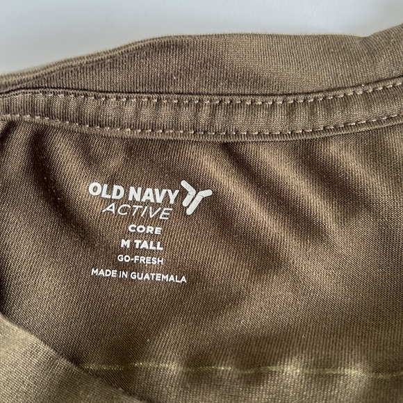 Old Navy medium Tall shirts (2) - Picture 3 of 6